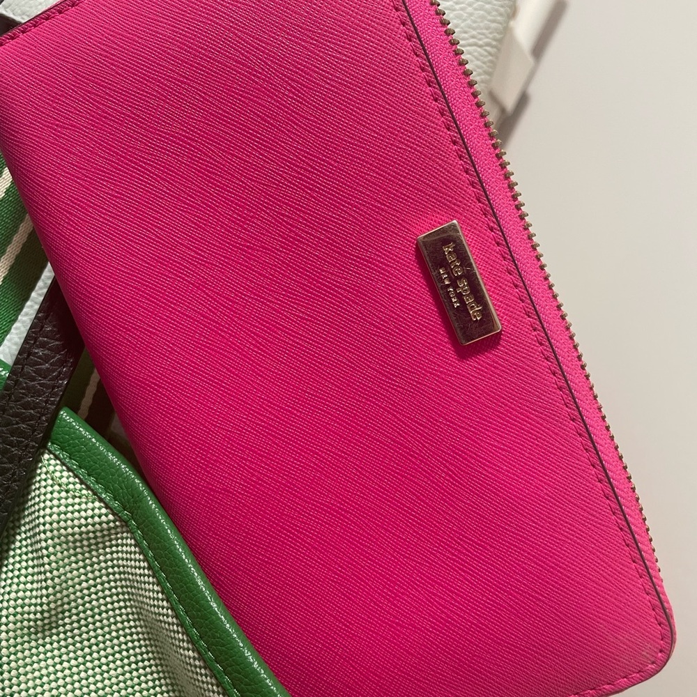 Kate Spade Pink Wallet Zip Around